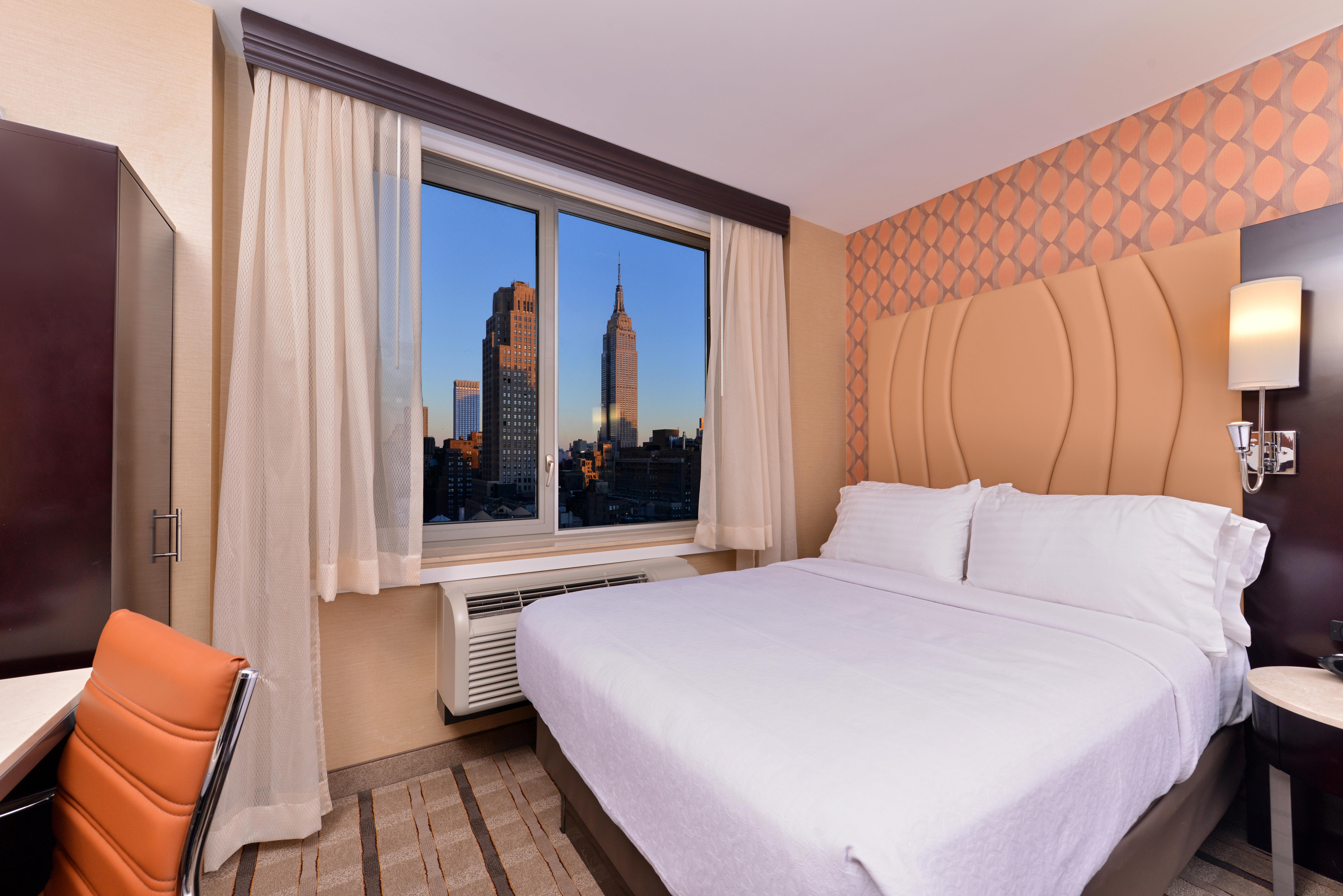 Holiday Inn New York City - Times Square By Ihg Екстериор снимка