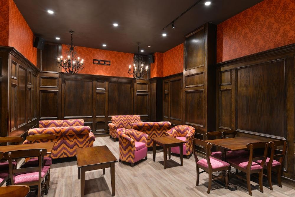 Holiday Inn New York City - Times Square By Ihg Екстериор снимка