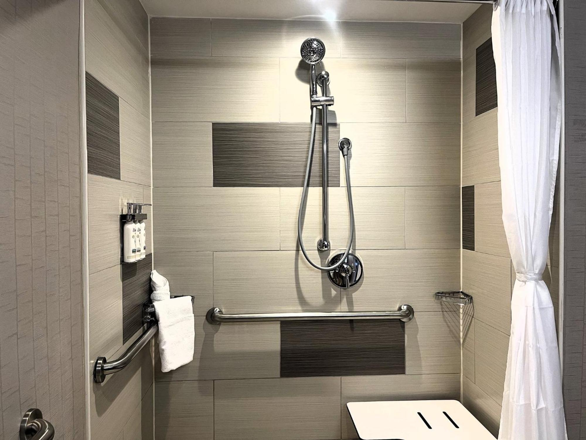 Holiday Inn New York City - Times Square By Ihg Екстериор снимка